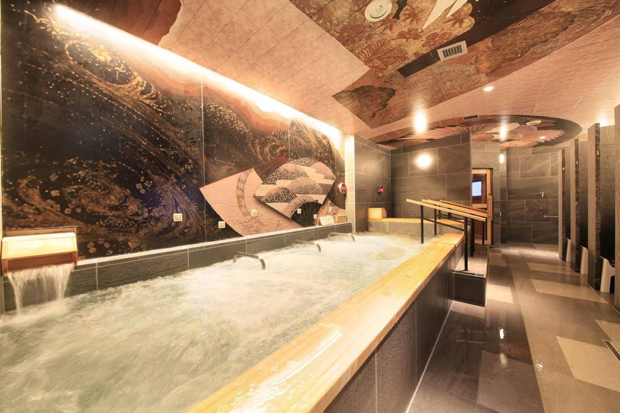 טוקיו Centurion Hotel & Spa Ueno Station -Artificial Radium Hot Spring מראה חיצוני תמונה